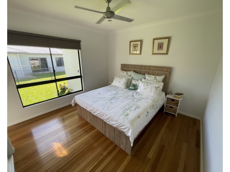 1 Purtaboi Cl, Mission Beach QLD 4852