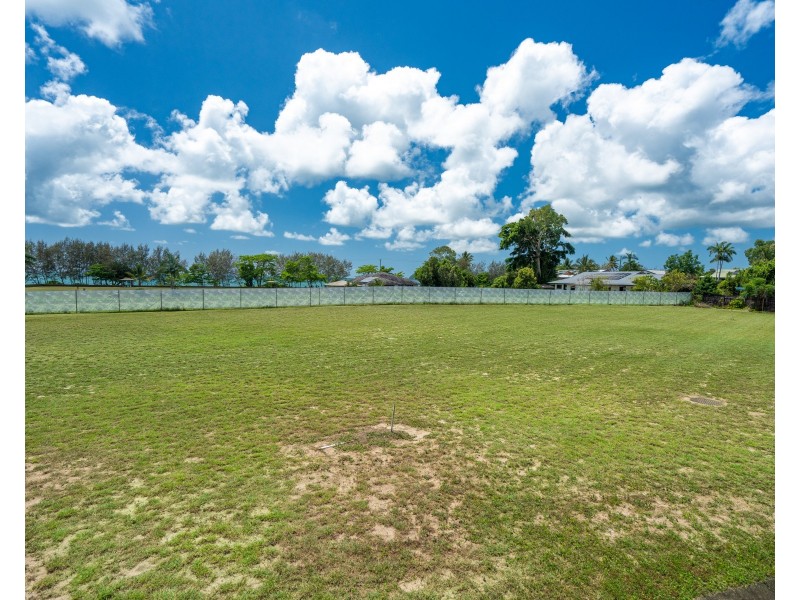 5 Seaview Court, Wongaling Beach QLD 4852