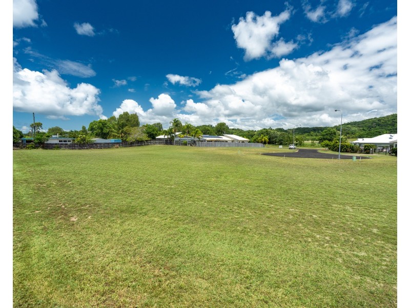 3 Seaview Ct, Wongaling Beach QLD 4852