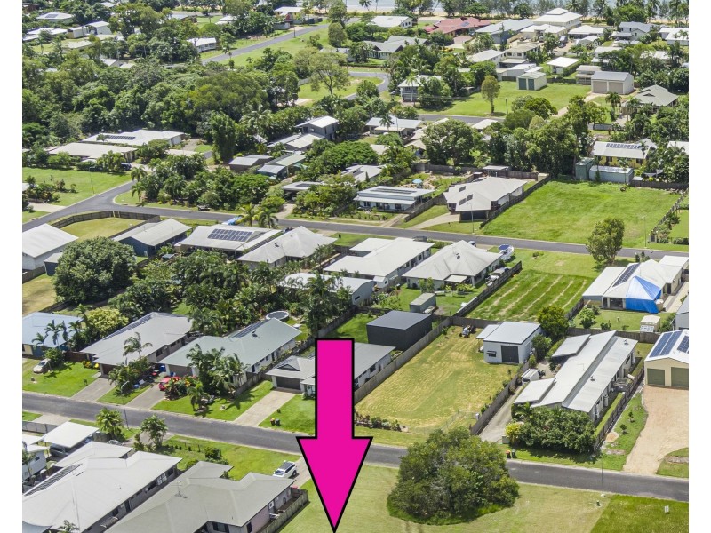 44 Midshipman St, South Mission Beach QLD 4852