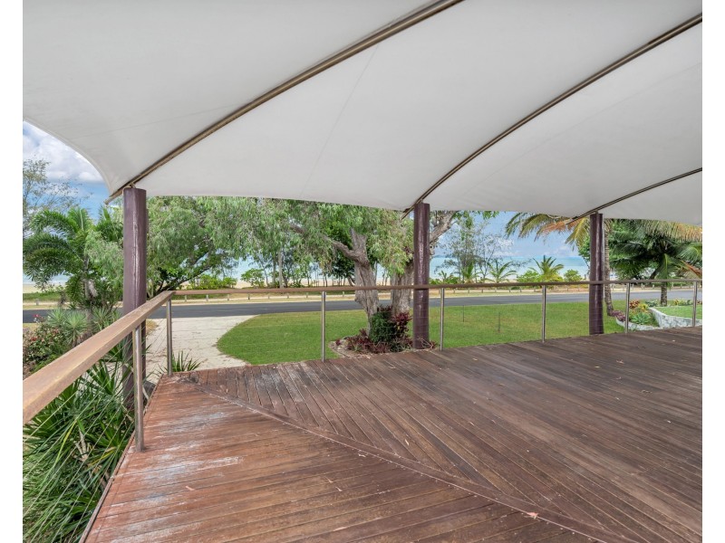 84 Kennedy Esp, South Mission Beach QLD 4852