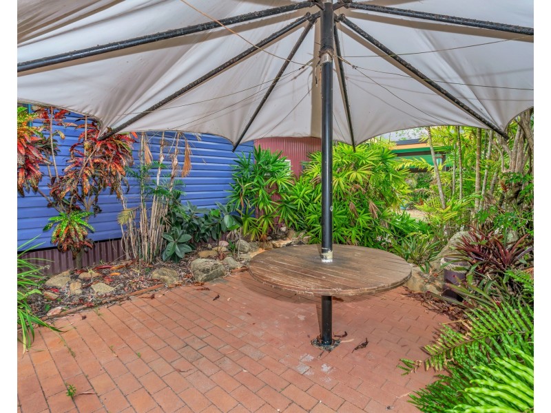 84 Kennedy Esp, South Mission Beach QLD 4852
