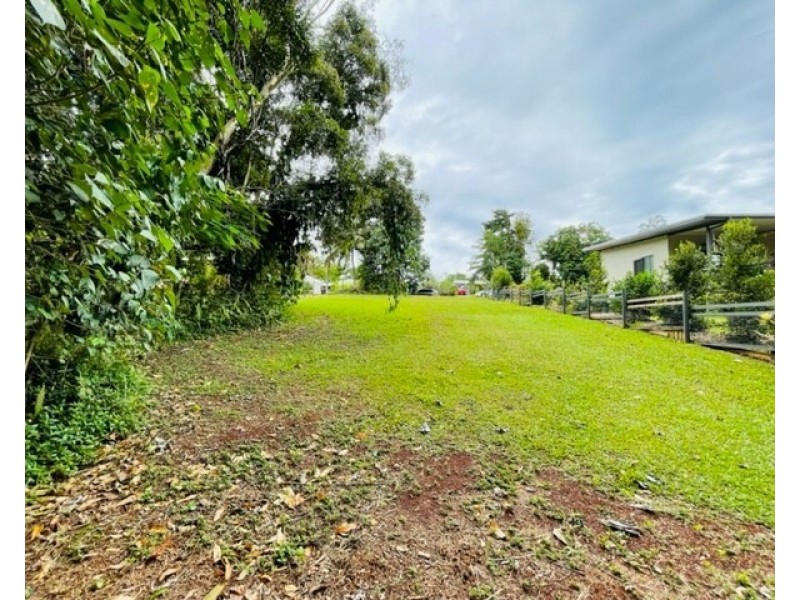 16 Royal Palm Dr, Mission Beach QLD 4852