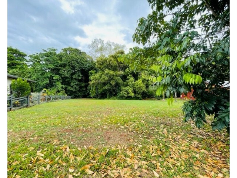 16 Royal Palm Dr, Mission Beach QLD 4852