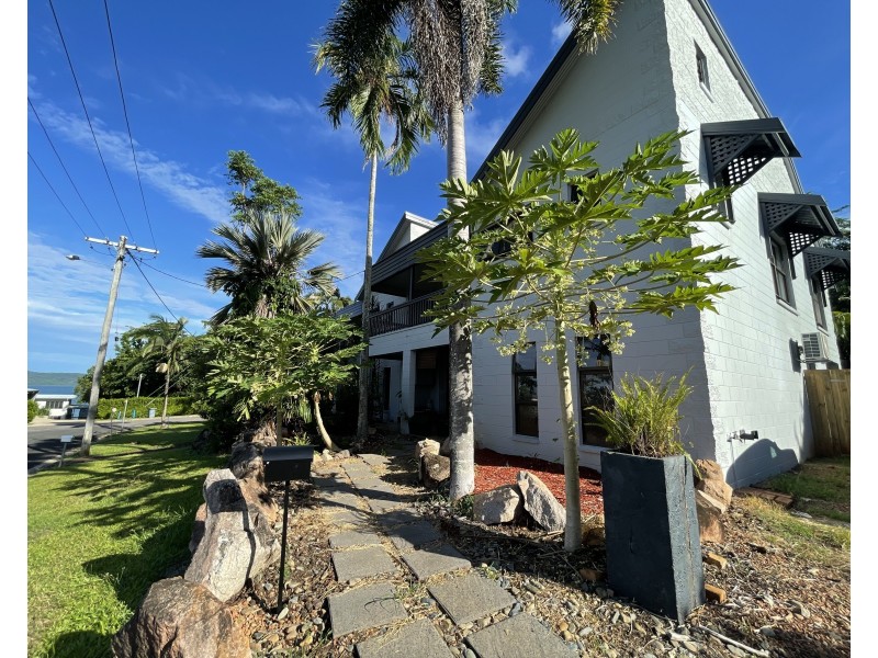 Unit 2/28 Mitchell St, South Mission Beach QLD 4852