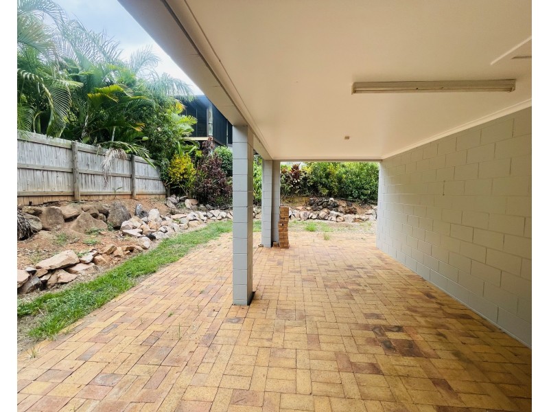 Unit 2/28 Mitchell St, South Mission Beach QLD 4852