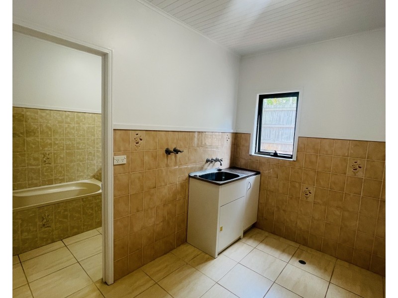 Unit 2/28 Mitchell St, South Mission Beach QLD 4852