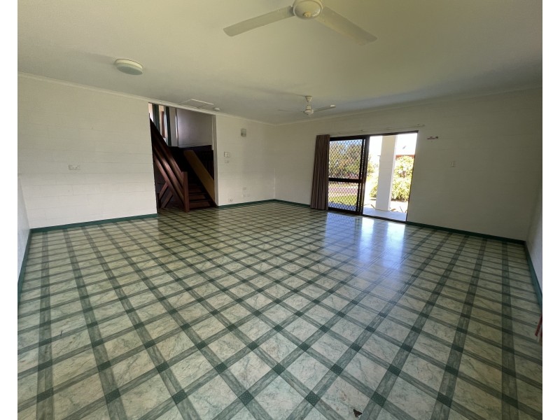 40 Mitchell St, South Mission Beach QLD 4852