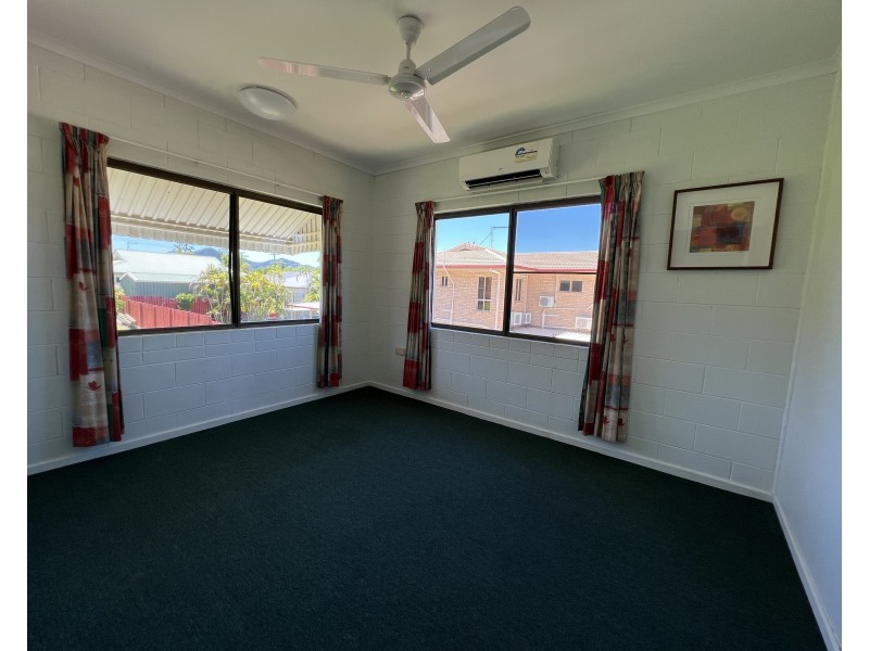 40 Mitchell St, South Mission Beach QLD 4852