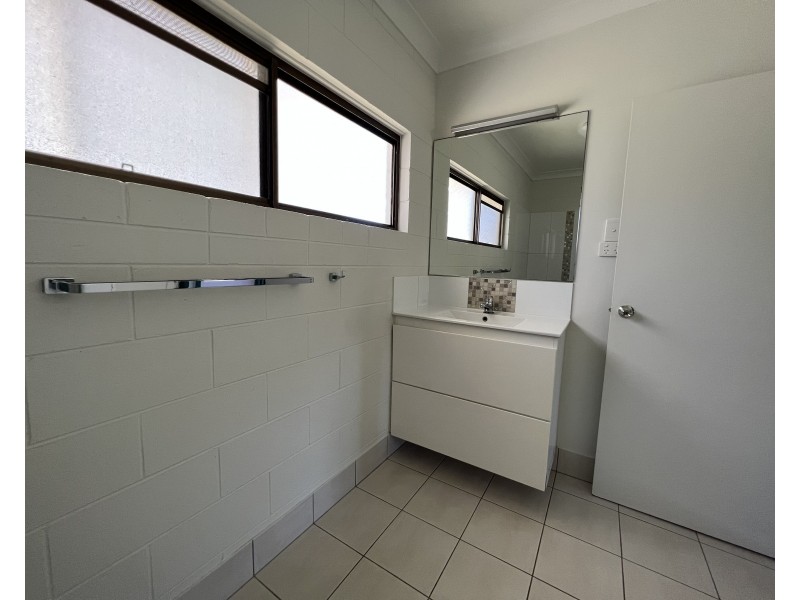 40 Mitchell St, South Mission Beach QLD 4852