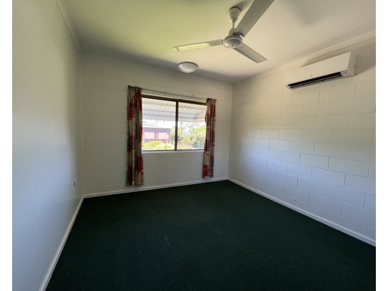 40 Mitchell St, South Mission Beach QLD 4852