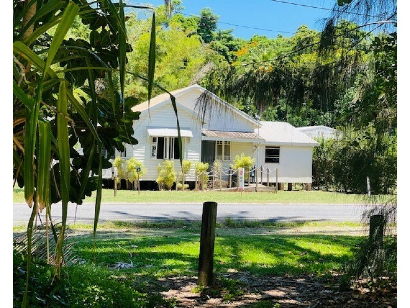 76 Porter Prom, Mission Beach QLD 4852
