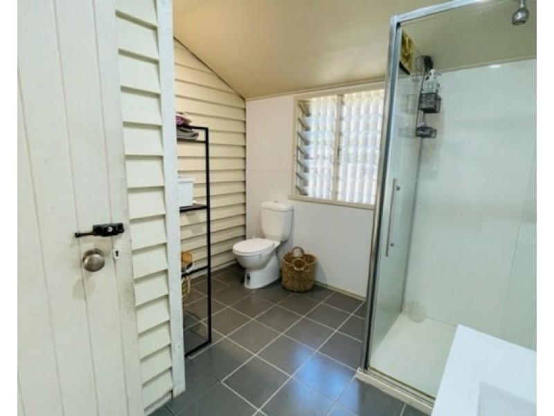 76 Porter Prom, Mission Beach QLD 4852