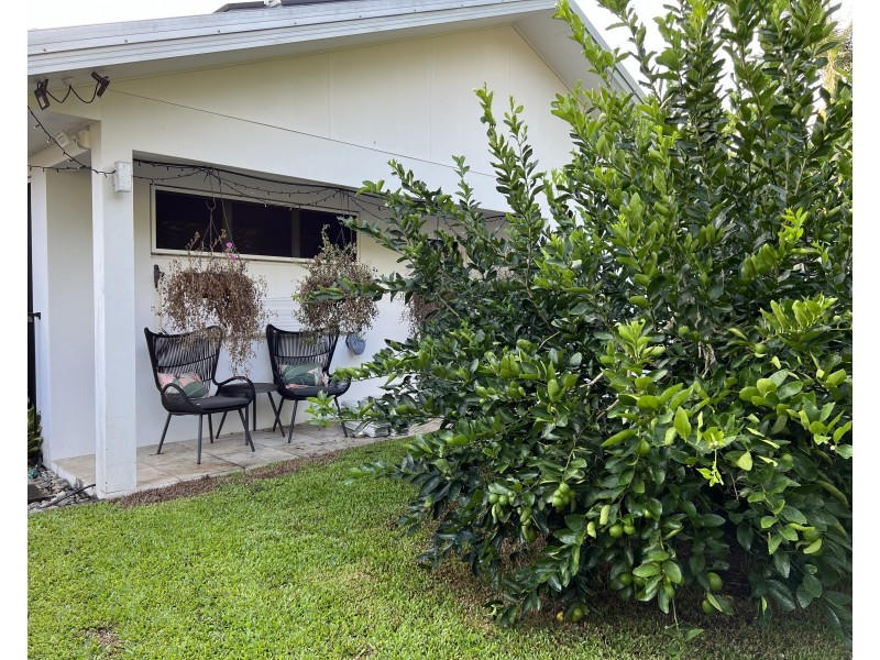 2/24 Southward Street, Mission Beach QLD 4852