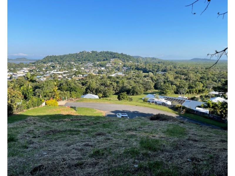 4 Bedarra Tce, South Mission Beach QLD 4852