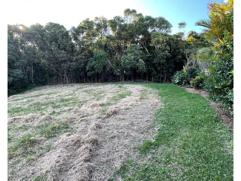 4 Bedarra Tce, South Mission Beach QLD 4852