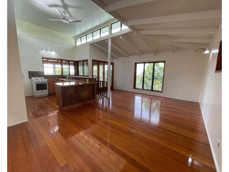 Villa 1/2 Admiralty Street, South Mission Beach QLD 4852