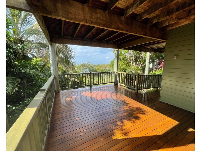 Villa 1/2 Admiralty Street, South Mission Beach QLD 4852
