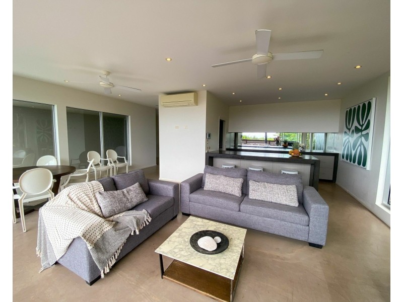 4/2 Coonanglebah Close, Mission Beach QLD 4852