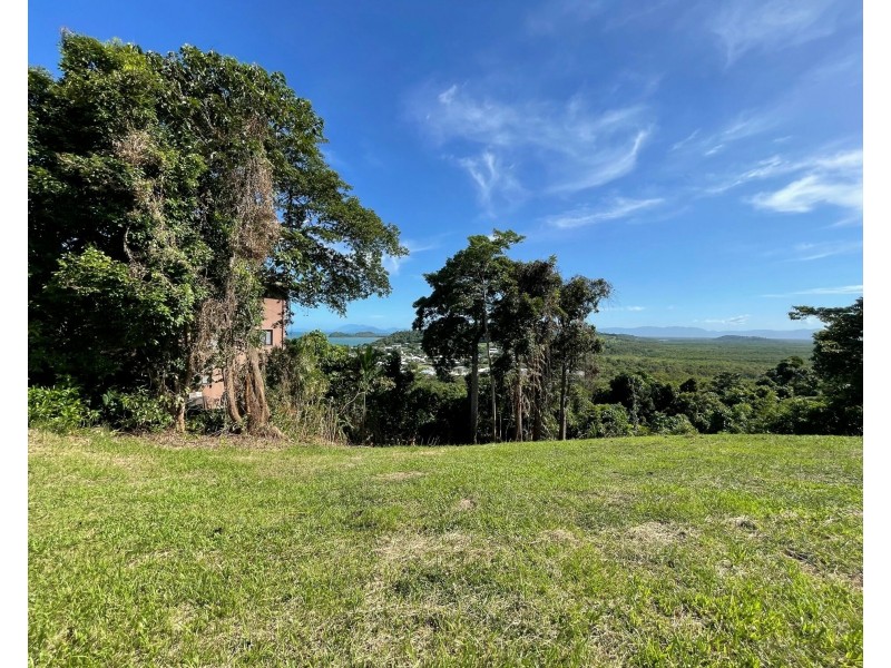 6/23 The Boulevard, South Mission Beach QLD 4852