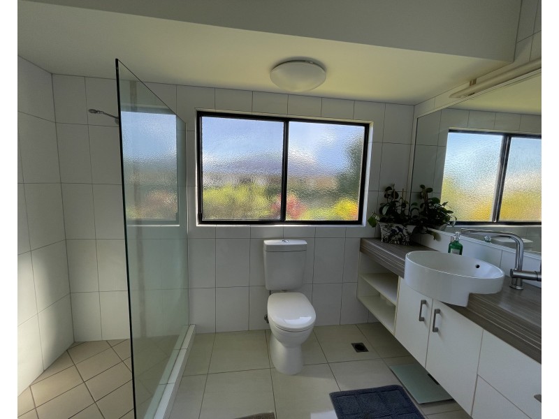 1, 9 Nautilus St, Mission Beach QLD 4852