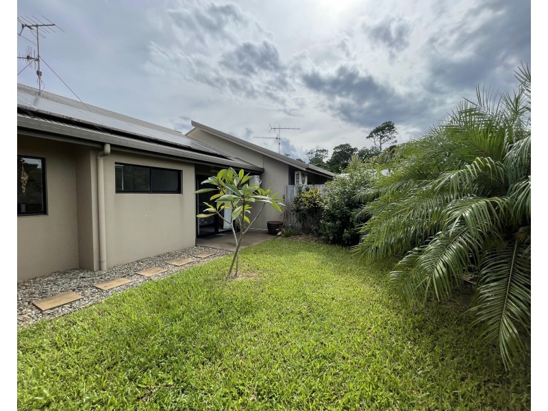 1, 9 Nautilus St, Mission Beach QLD 4852