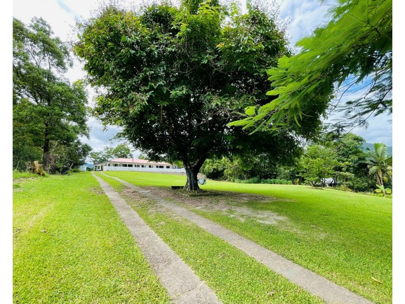 299 Bulgun Rd, Bulgun QLD 4854