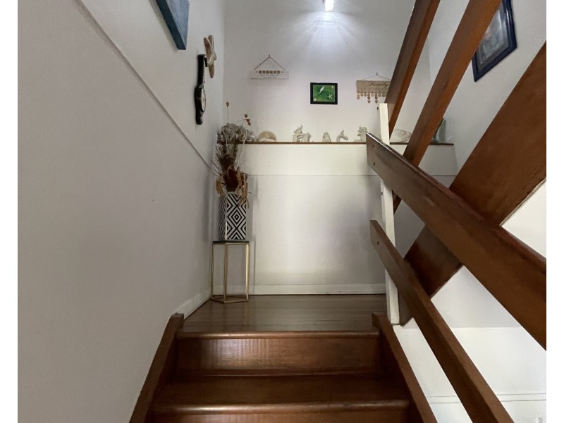 51 Taylor St, Tully Heads QLD 4854