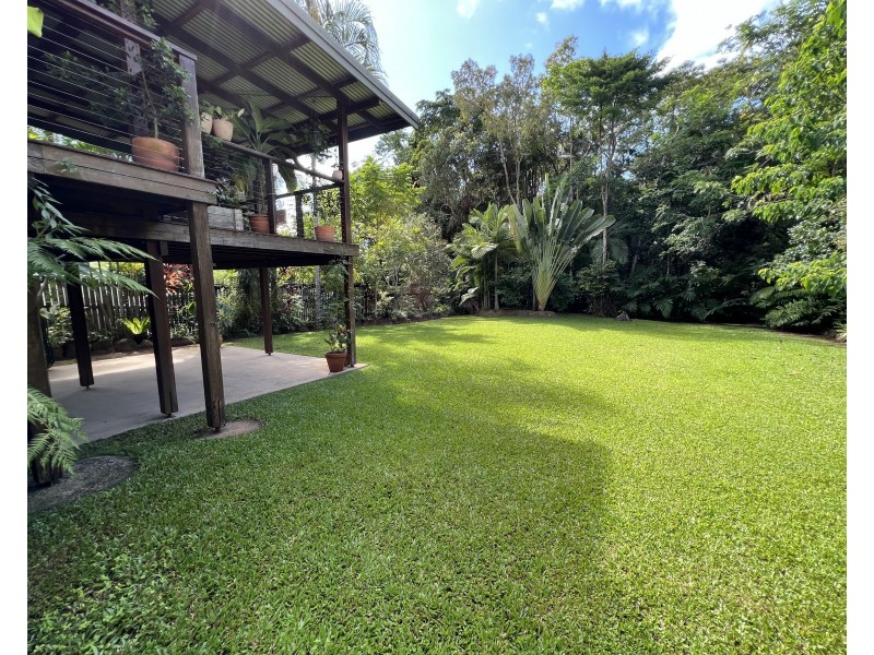 4 Commodore Street, South Mission Beach QLD 4852