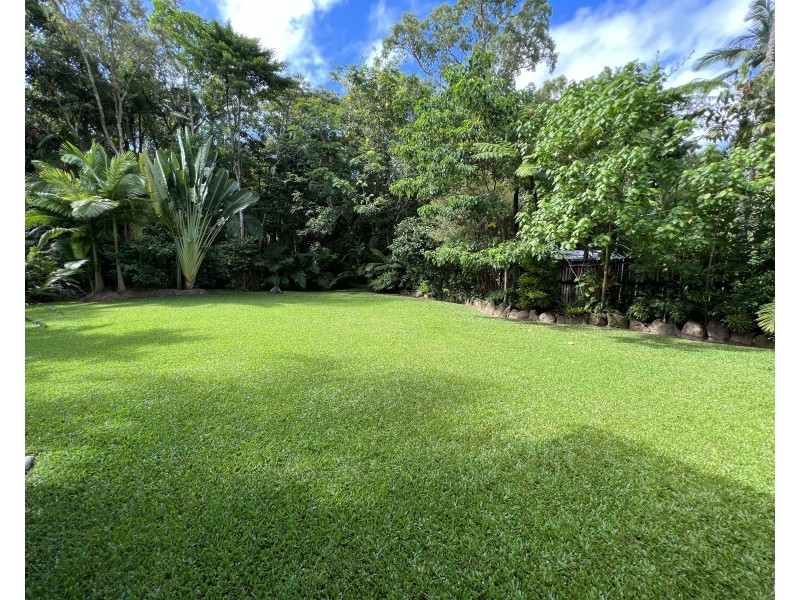 4 Commodore Street, South Mission Beach QLD 4852