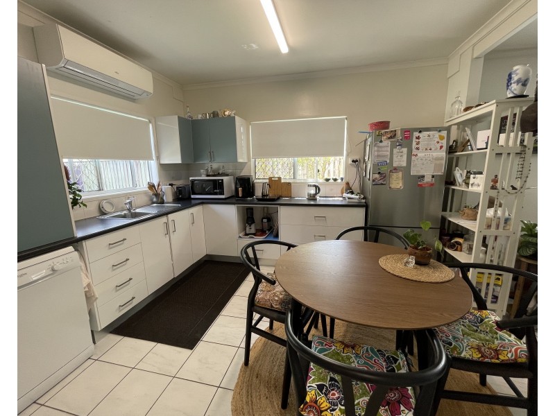 Unit 5/55-57 Reid Rd, Wongaling Beach QLD 4852