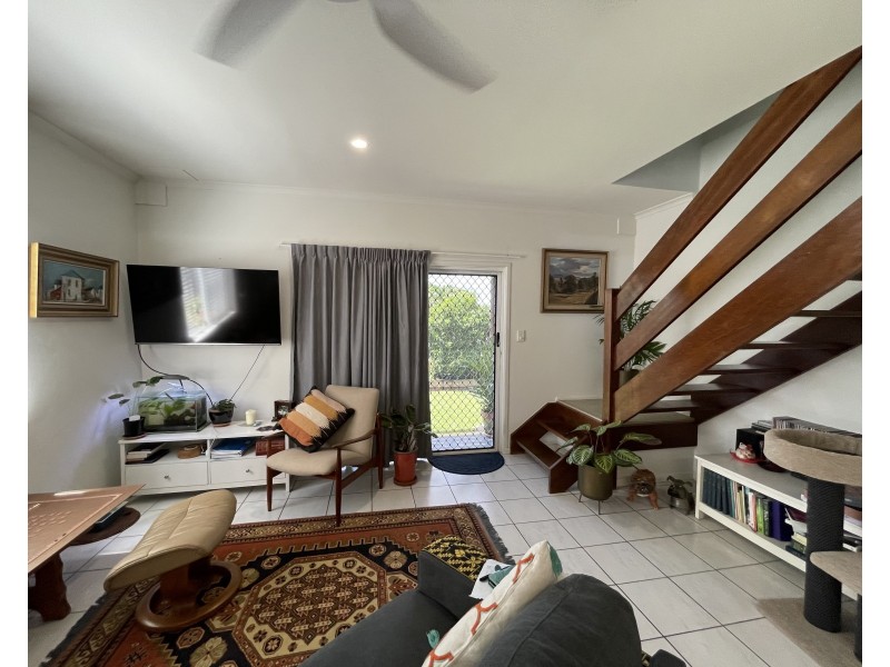 Unit 5/55-57 Reid Rd, Wongaling Beach QLD 4852