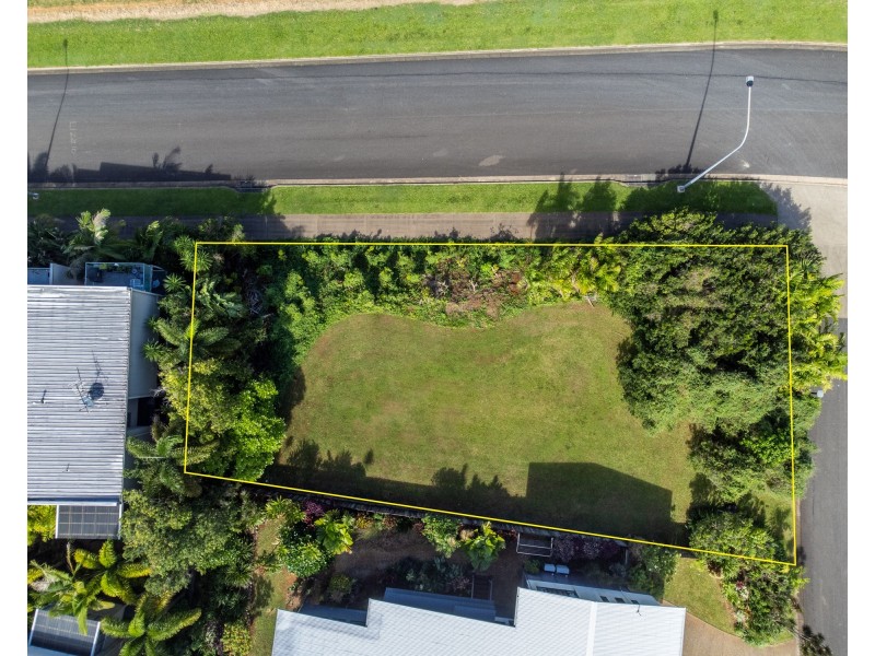 2 Rise Cres, Mission Beach QLD 4852