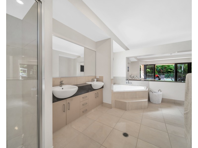 34 Sanctuary Cres, Wongaling Beach QLD 4852