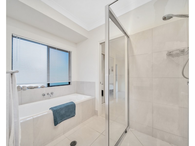 34 Sanctuary Cres, Wongaling Beach QLD 4852
