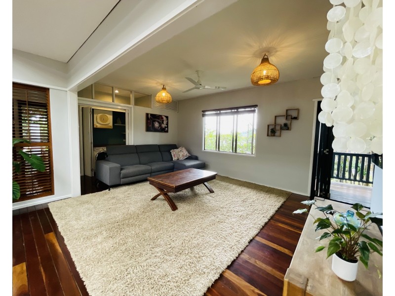 6 Jessie Lane, South Mission Beach QLD 4852