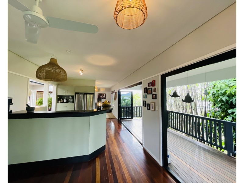6 Jessie Lane, South Mission Beach QLD 4852