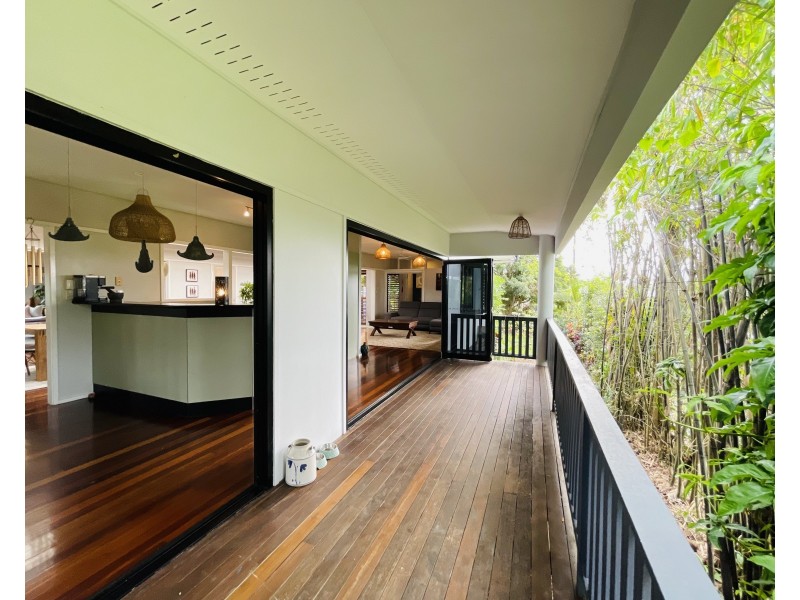 6 Jessie Lane, South Mission Beach QLD 4852