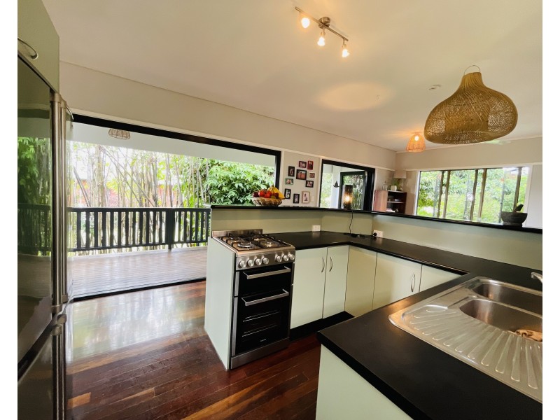 6 Jessie Lane, South Mission Beach QLD 4852