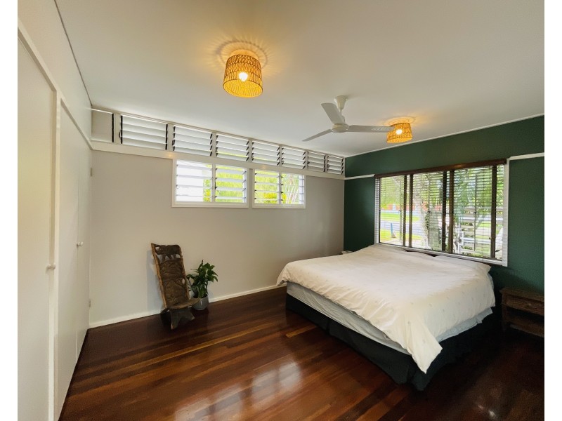 6 Jessie Lane, South Mission Beach QLD 4852