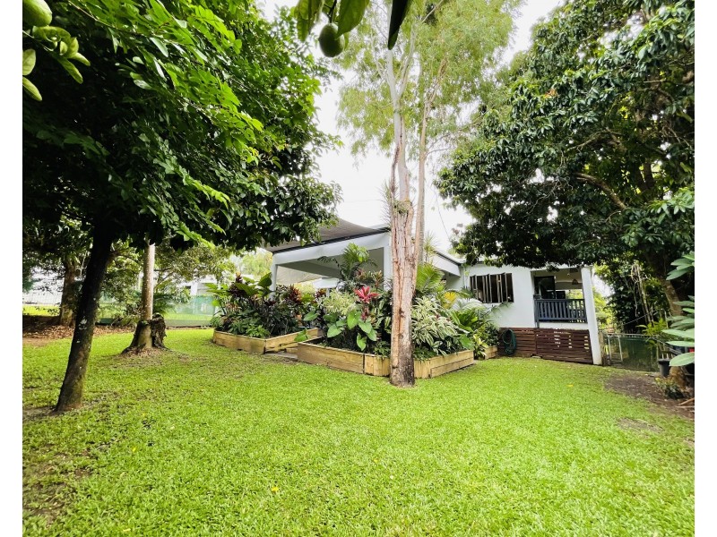 6 Jessie Lane, South Mission Beach QLD 4852