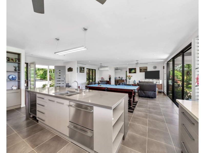 169B Alexander Dr, Mission Beach QLD 4852