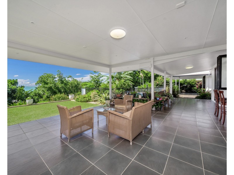 169B Alexander Dr, Mission Beach QLD 4852