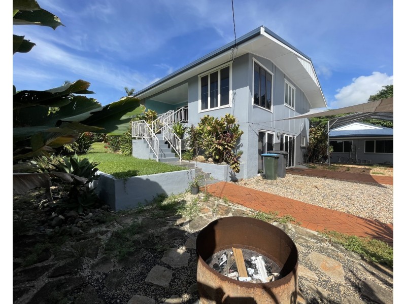 7 Cutten St, Bingil Bay QLD 4852