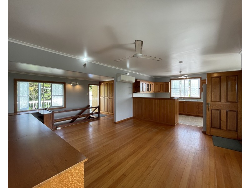 7 Cutten St, Bingil Bay QLD 4852