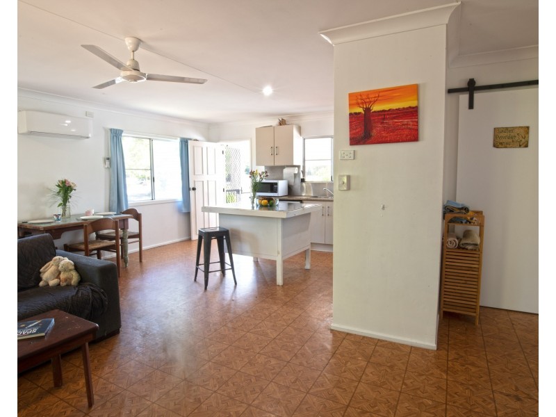 4 Koda St, Wongaling Beach QLD 4852