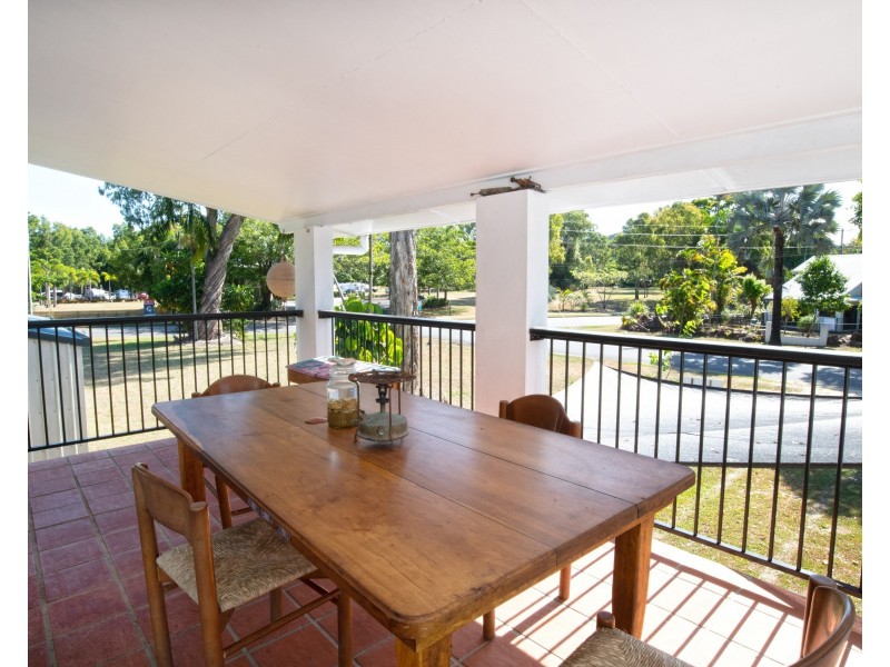 4 Koda St, Wongaling Beach QLD 4852
