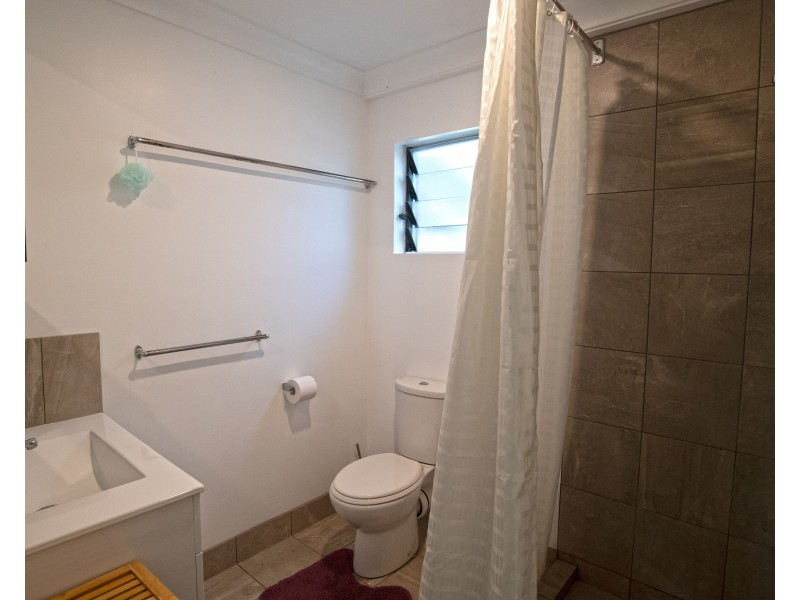 4 Koda St, Wongaling Beach QLD 4852