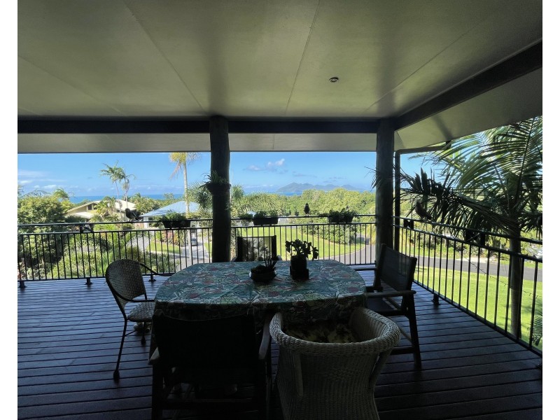 24 Dunkalli Cres, Wongaling Beach QLD 4852