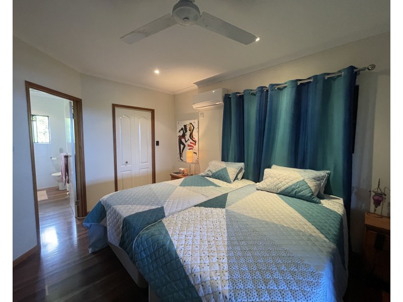 24 Dunkalli Cres, Wongaling Beach QLD 4852